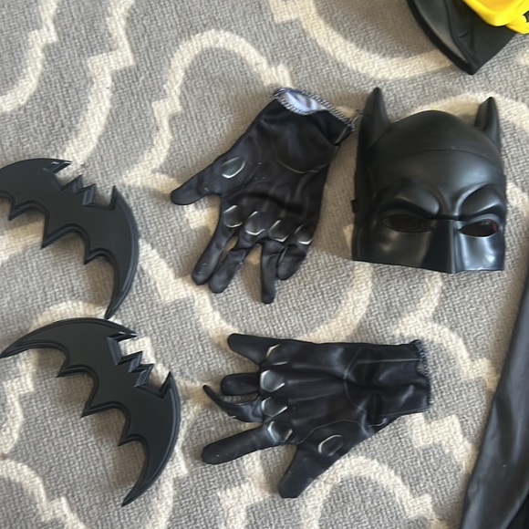 Batman costume - Picture 4 of 6